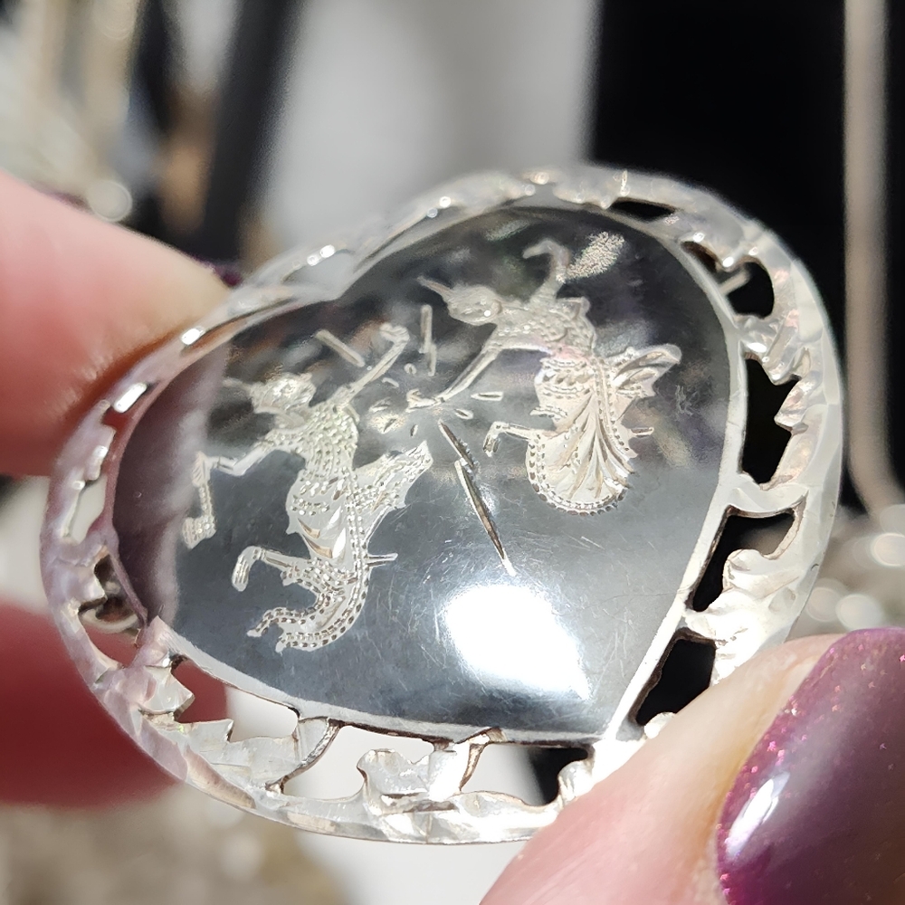Antique Siam Nielloware Heart Brooch Pin w/ Ornate Diamond cutout edging - Picture 5 of 11